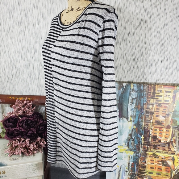 Lane Bryant Soft Swing Sweater, Size 18/20, NWT - Picture 3 of 8